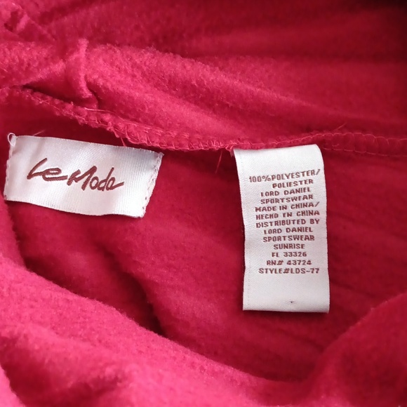 A LaModa Design- Red Ribbed Cowlneck Cape Size Lg - Picture 8 of 9